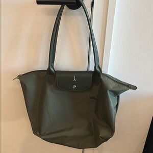Like New Longchamp Green Tote Bag